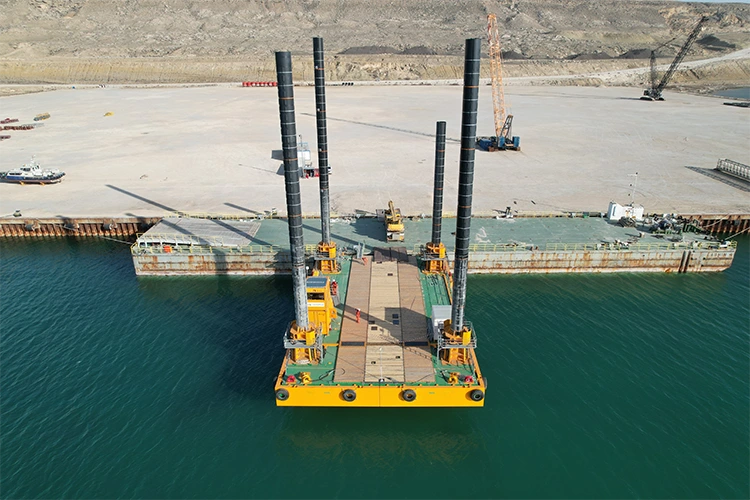 Utgrävning Självhöjande plattform